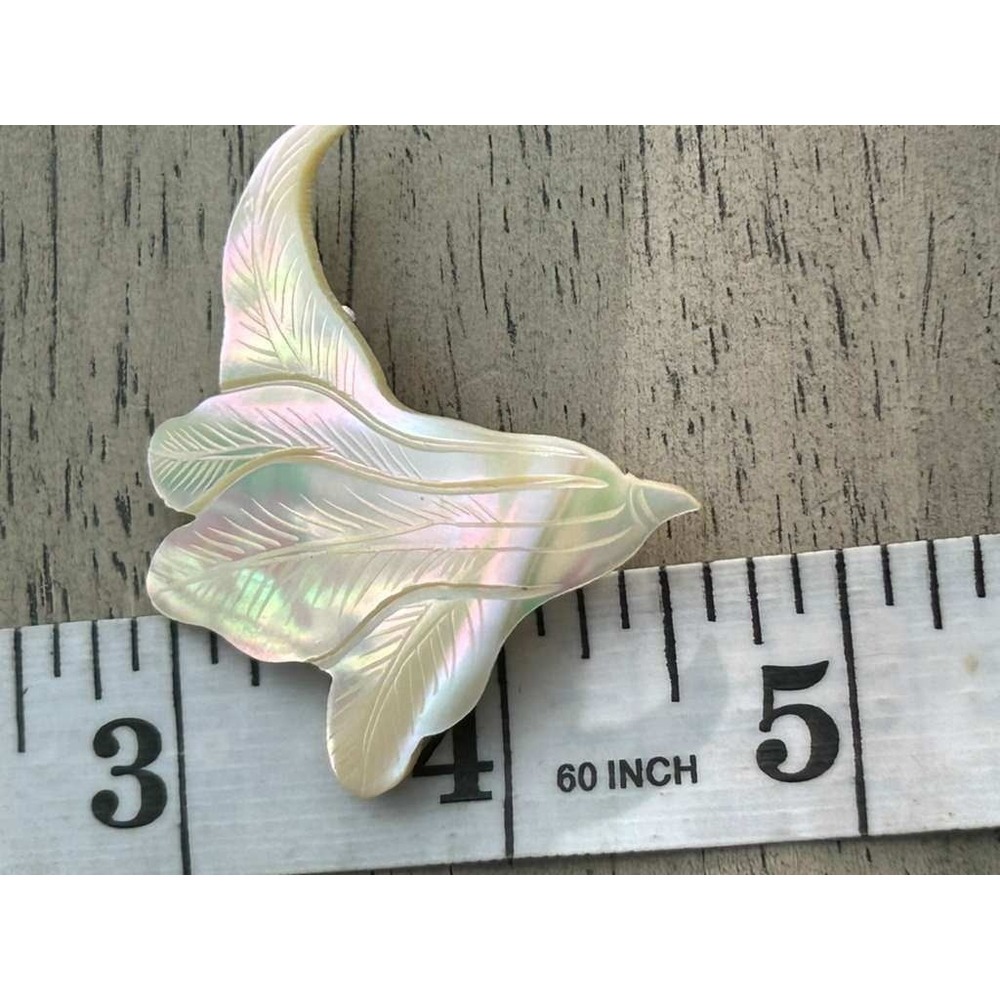 Vintage Nacar Genuino Mother of Pearl Carved‎ Leaf Brooch Iridescent Pin - Picture 8 of 8